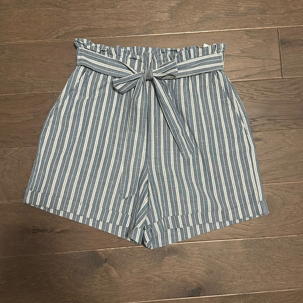 Vero Moda Paperbag Stripe Shorts